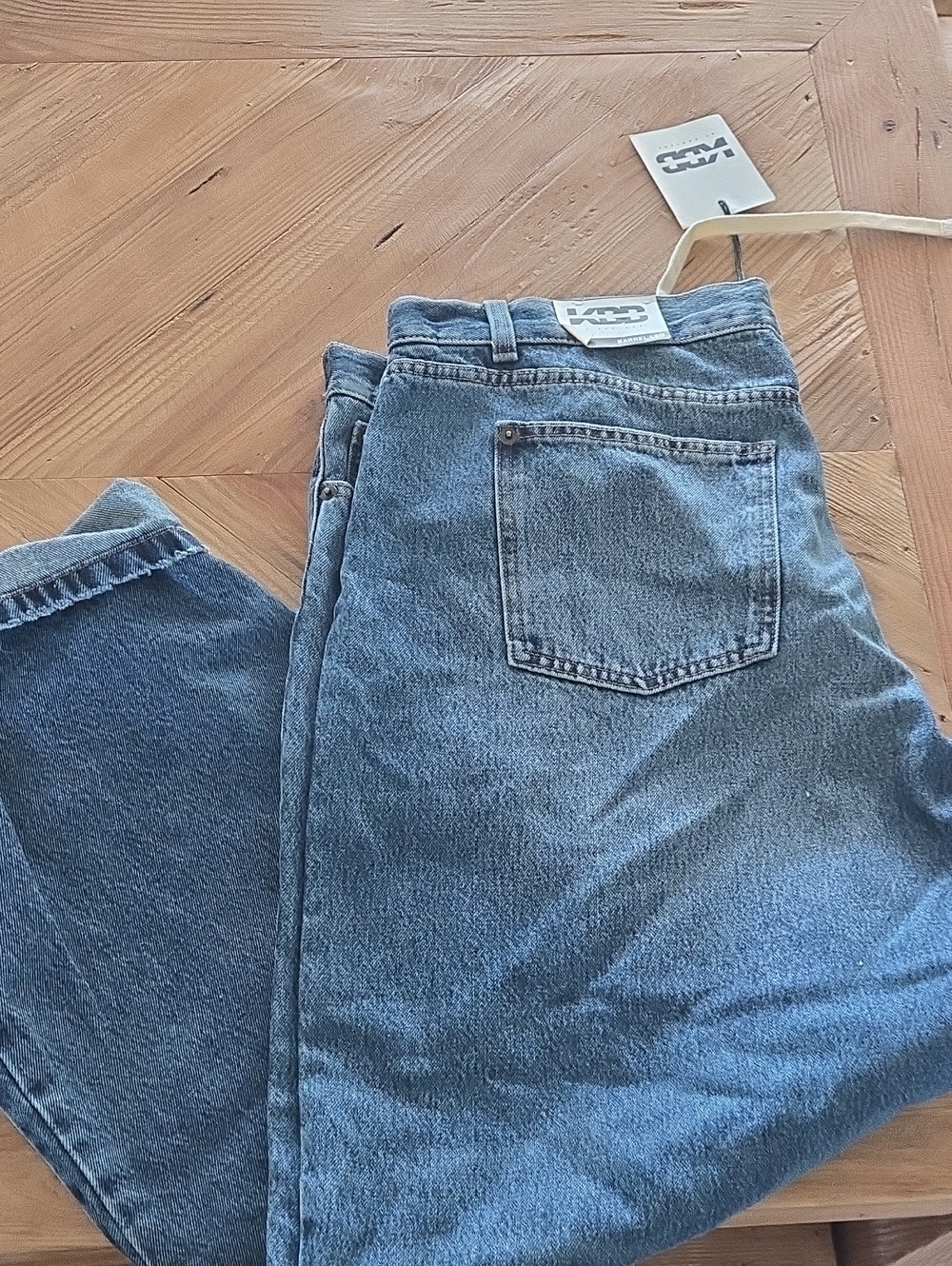 KBB Barrrel Leg Jeans